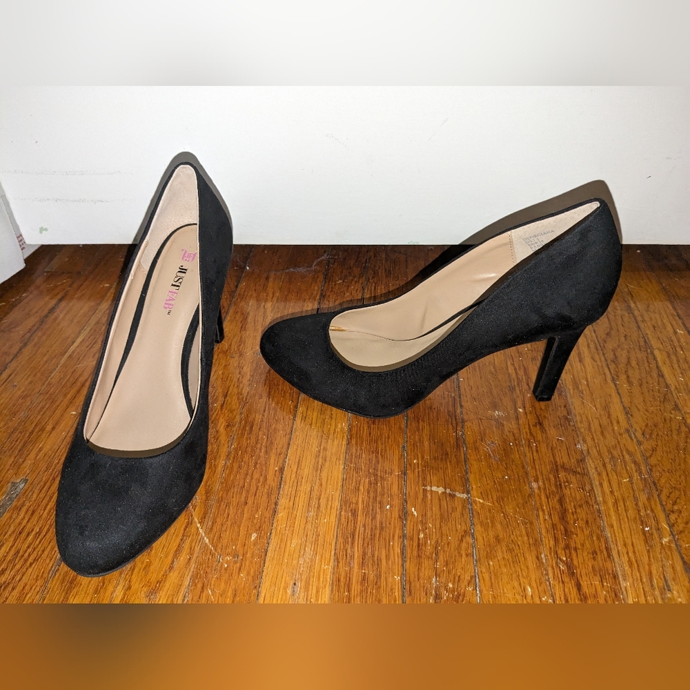 JustFab Georgiana Black Suede Pump, size 7.5